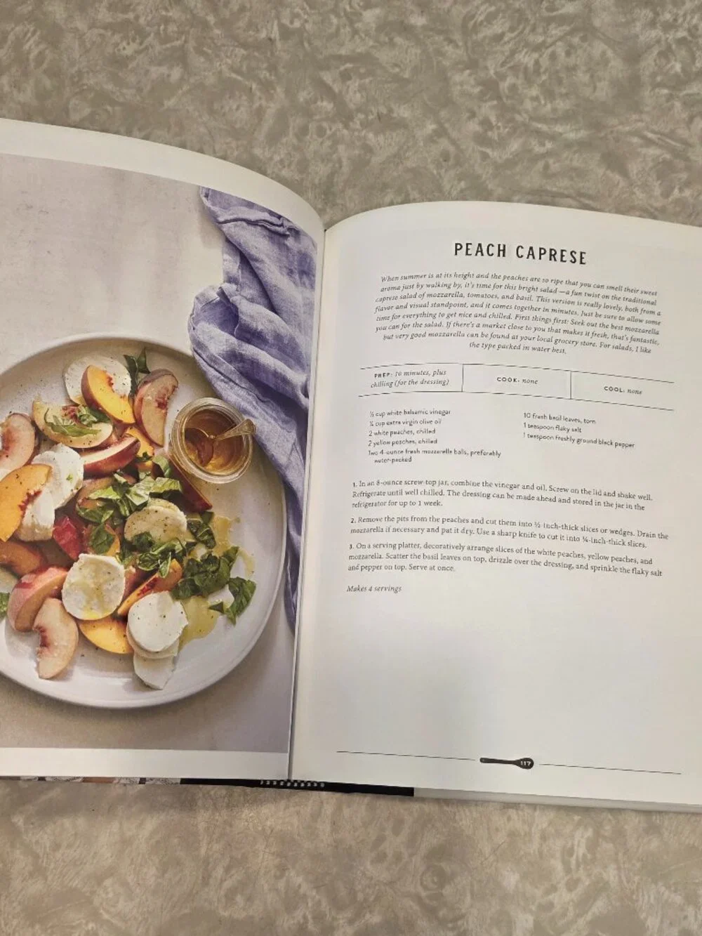 Magnolia Table Recipes for Gatherings Joanna Gaines 2017 Hard Cover 1st Edition